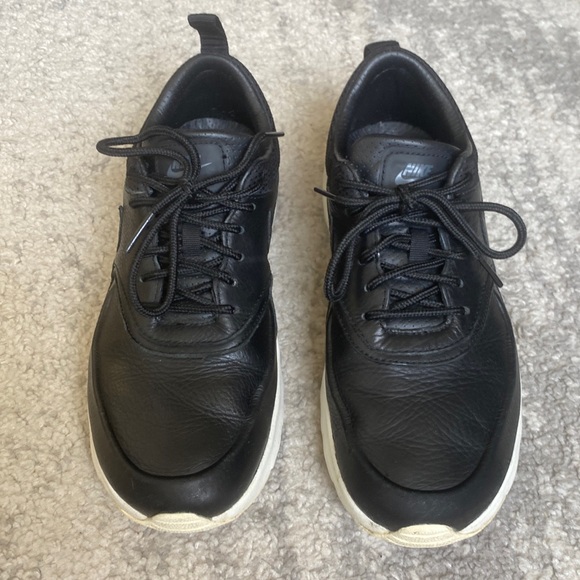 RARE All black leather Nike airmax Thea - Picture 2 of 7